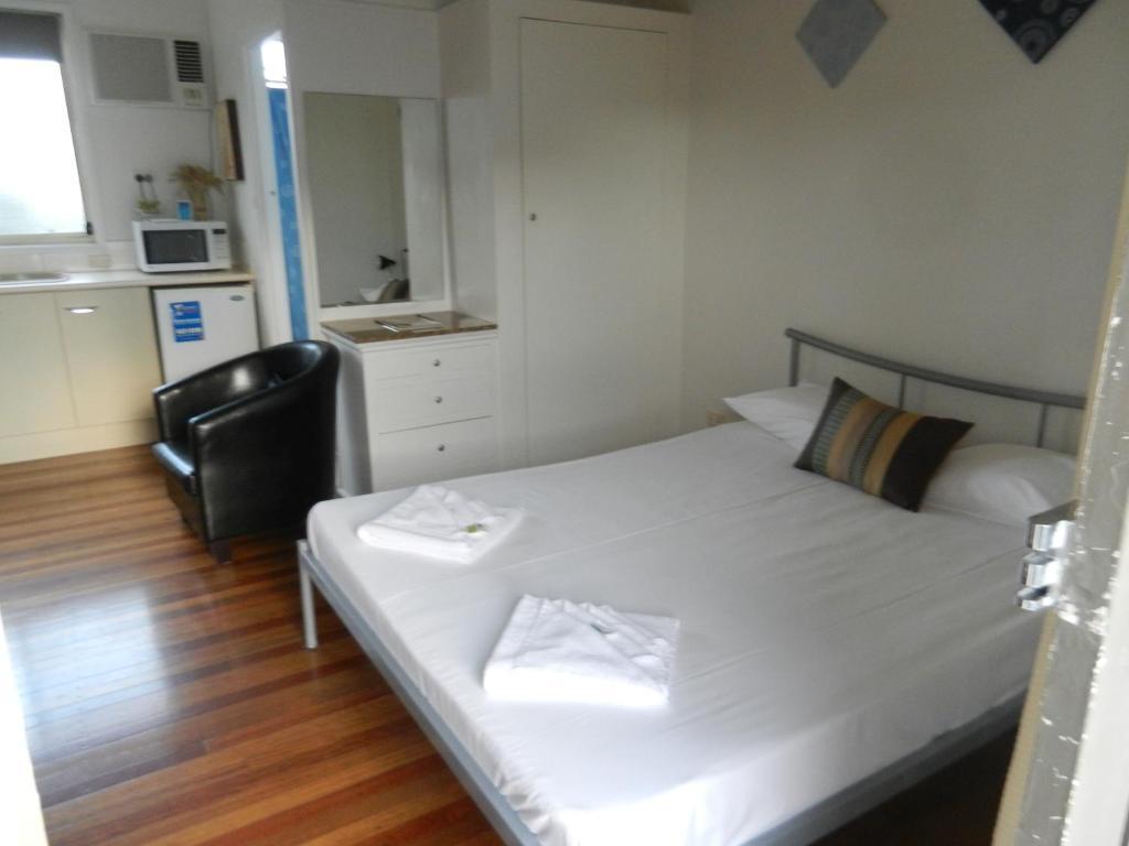 Golden Shores Motel 빌링가 객실 사진